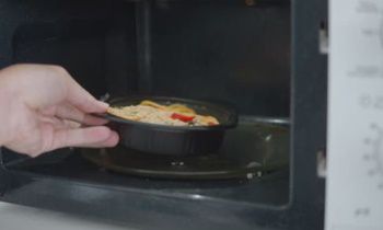 Can a 700 Watts Microwave Cook Frozen Food