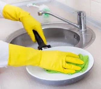 cleaning ceramic non stick pan